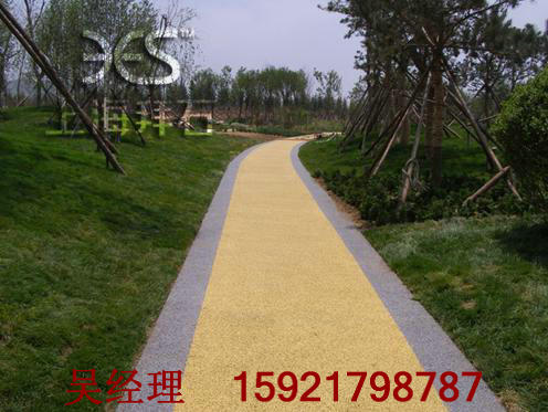 透水混凝土.jpg 透水混凝土.jpg