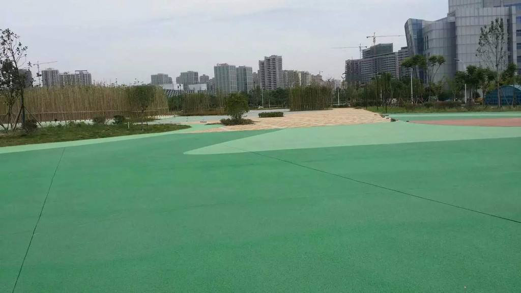 「彩色透水混凝土」彩色透水混凝土與透水磚哪種透水鋪裝更實用 「彩色透水混凝土」彩色透水混凝土與透水磚哪種透水鋪裝更實用